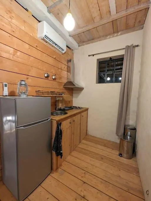 Logement - Studio Independant A Perouges Apartment